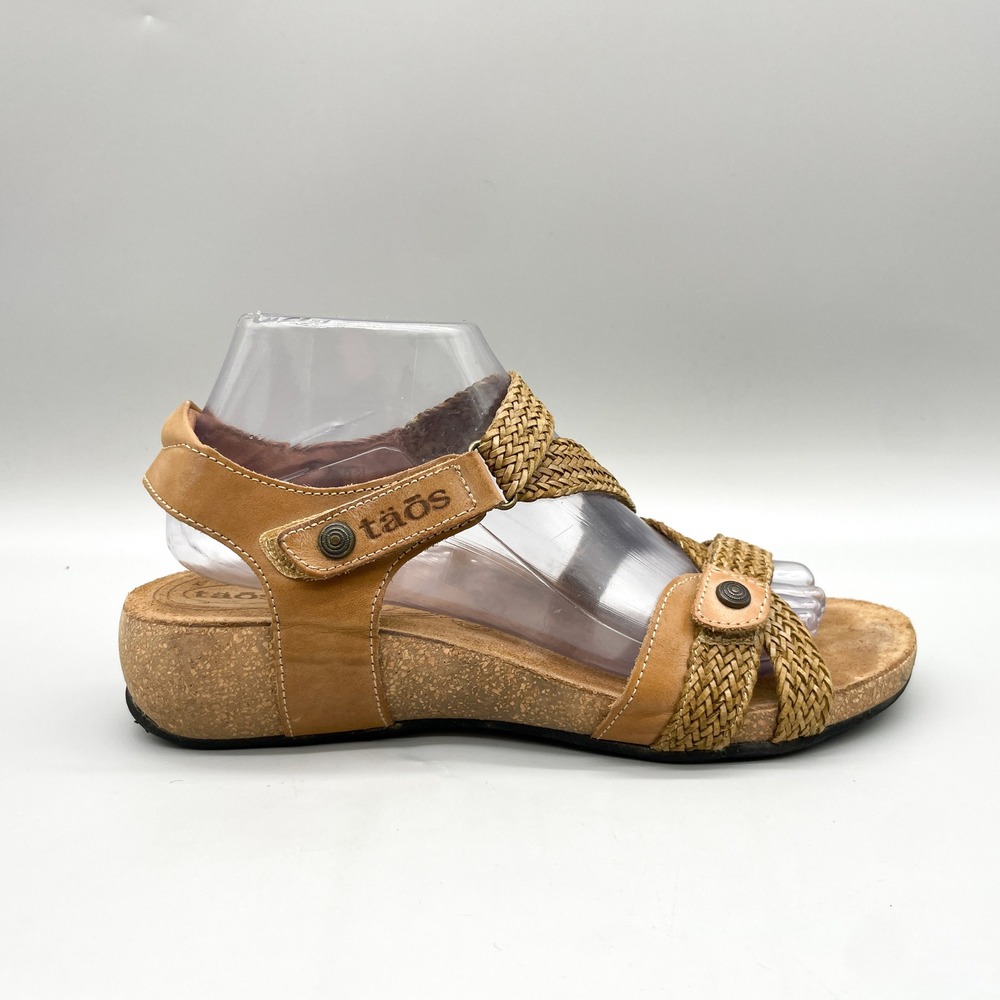 Taos Womens 9 Trulie Strappy Comfort Sandals Tan Woven Leather Boho Comfort Walk